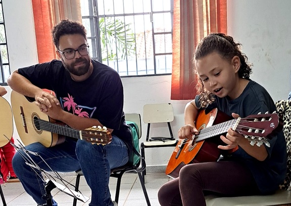 Professor de Piano – Aulas de piano para crianças, jovens e adultos –  Ribeirão Preto – SP
